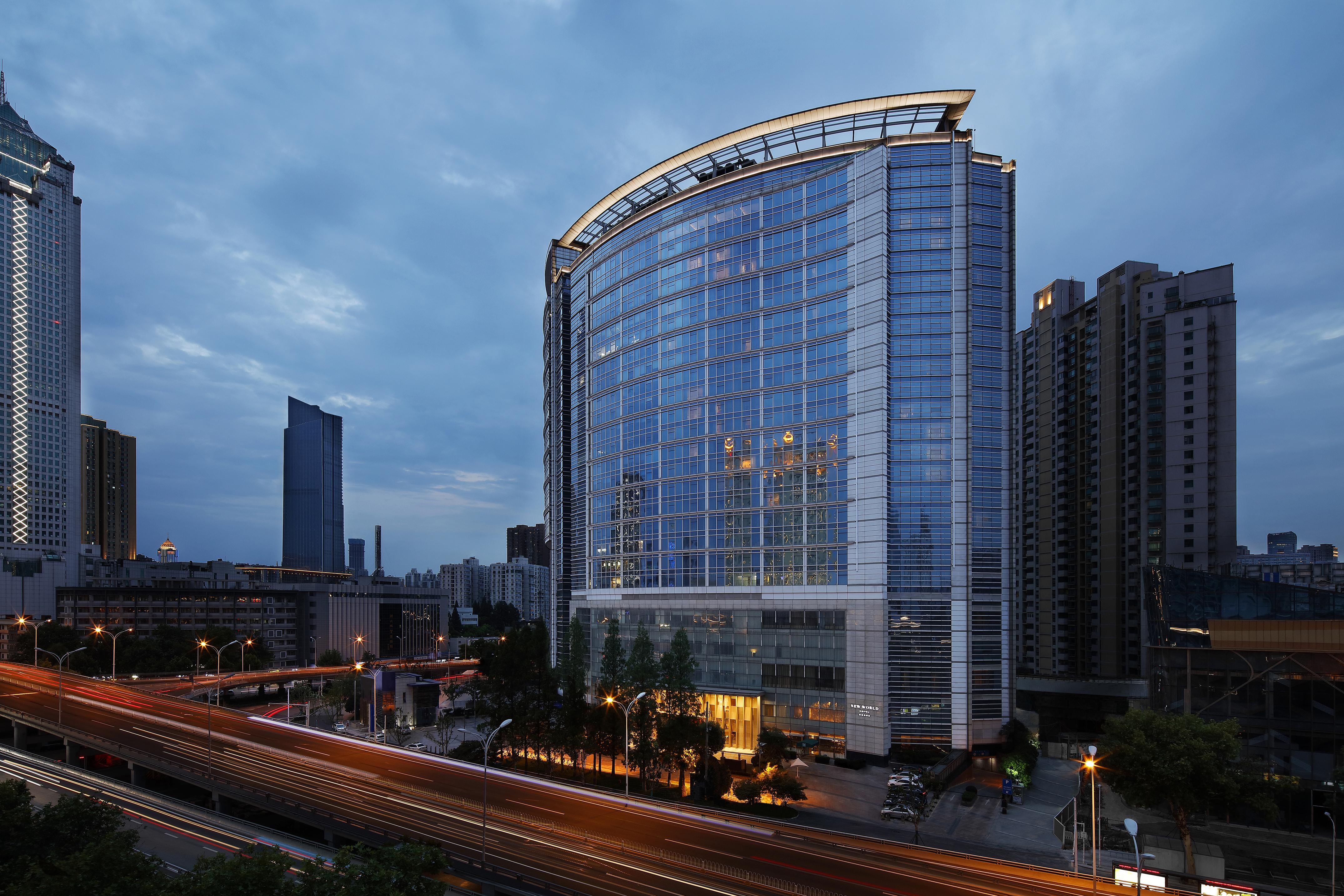 New World Wuhan Hotel Exterior photo